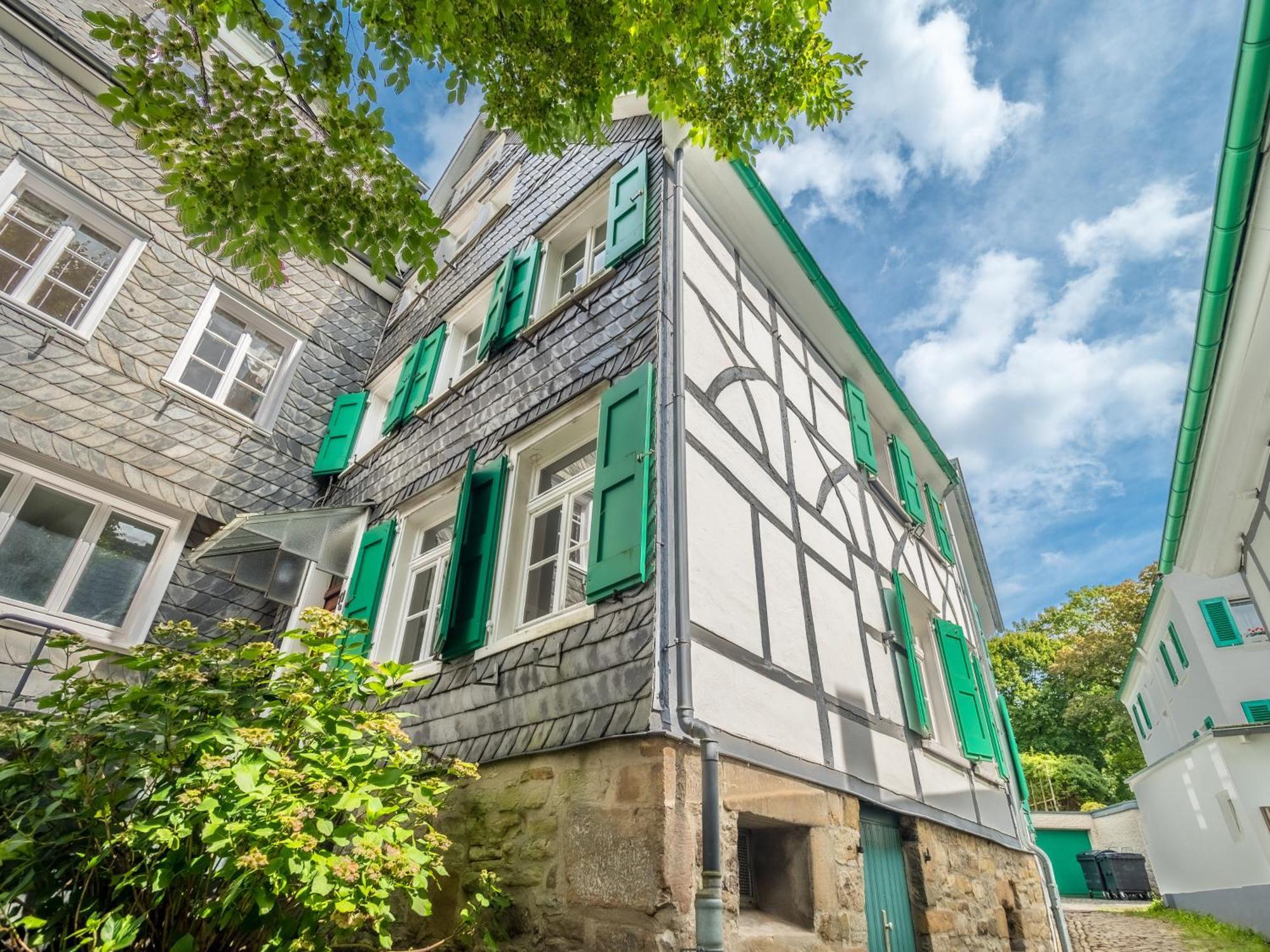 Kuesterhaus Graefrath Σόλινγκεν Εξωτερικό φωτογραφία